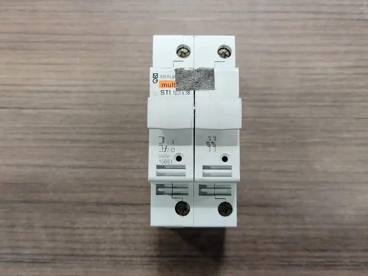 Used MERLIN GERIN 15651 Misc Electrical & Power Parts British Columbia CA | Lenmark #253682