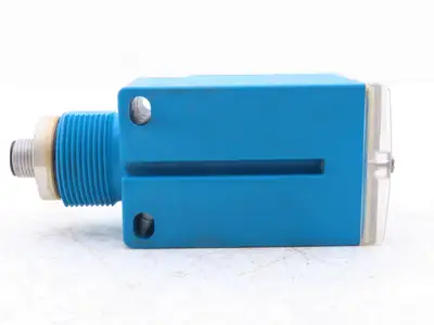 Sick WL2000-B4300 Photoelectric Proximity Sensor 15M Range 10-30VDC