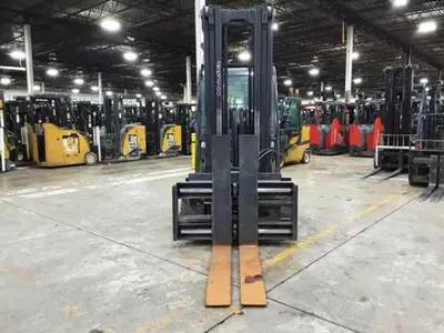 USED 2022 YALE GLC120