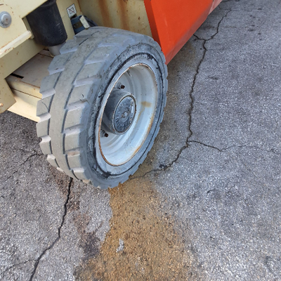 USED 2014 JLG 4069LE