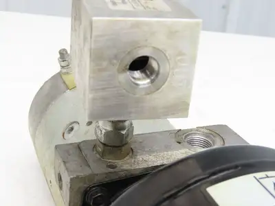 JLG 3600392
3600392 Lift Hydraulic Pump Motor 24VDC W/Tank Concentric 10MSP