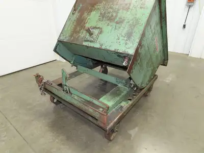 Self Dumping Hopper 1/2 Yd Capacity Heavy Duty Steel Casters 52x38x41"