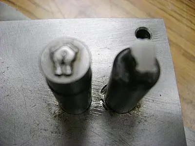 1991-390 Stamping Press Tool and Die Set to make Elephant Rear View Jewelry Pendant
