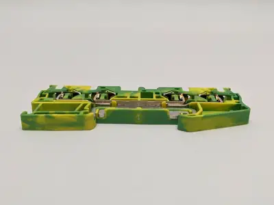ST 4-QUATTRO-PE,3031461 | Phoenix Contact Typ ST 4-QUATTRO-PE Ground Terminal Block 3031461 LOT OF 10 - New