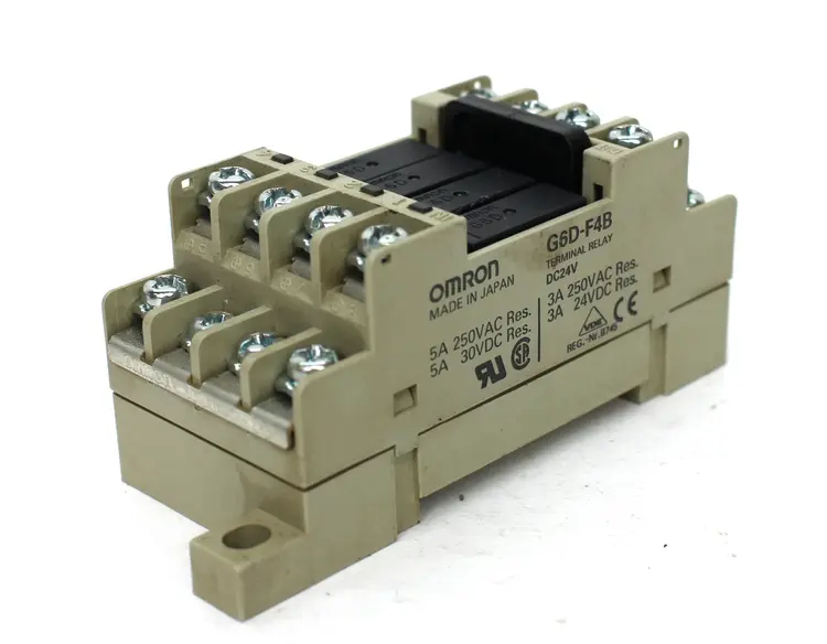 Used OMRON G6D-F4B Programmable Logic Controllers | Industrial Parts R Us Inc. #358976