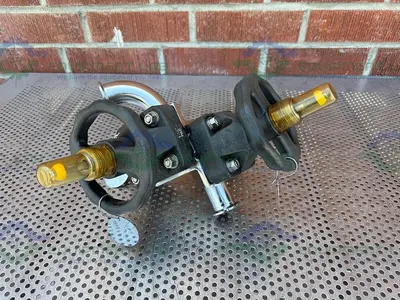 USED 4 ITT PURE-FLO STAINLESS STEEL DIAPHRAGM VALVES W/ 1.5" TO 1/2" SANITARY FITTING