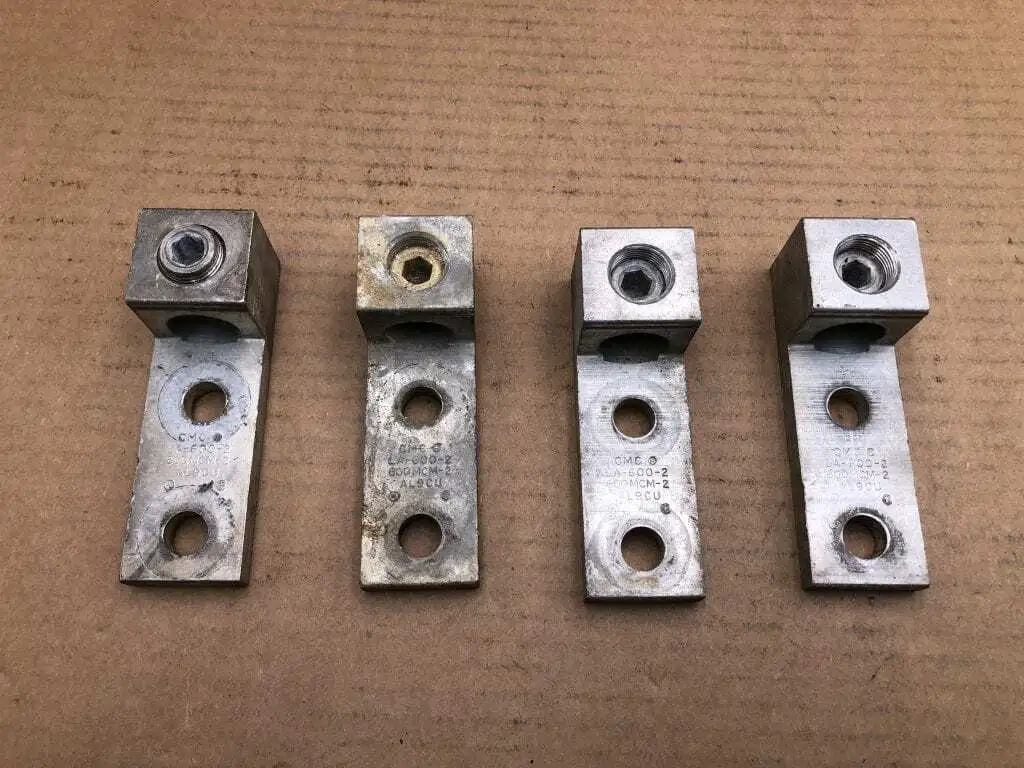 CMC LA-600-2 Aluminum Copper Mechanical Lug 600MCM-2 AL9CU -Lot of 4