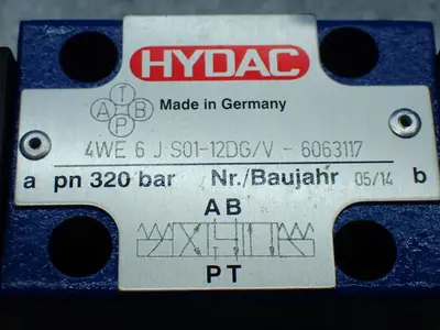 NEW HYDAC 4WE 6 J S0112DG/V6063117