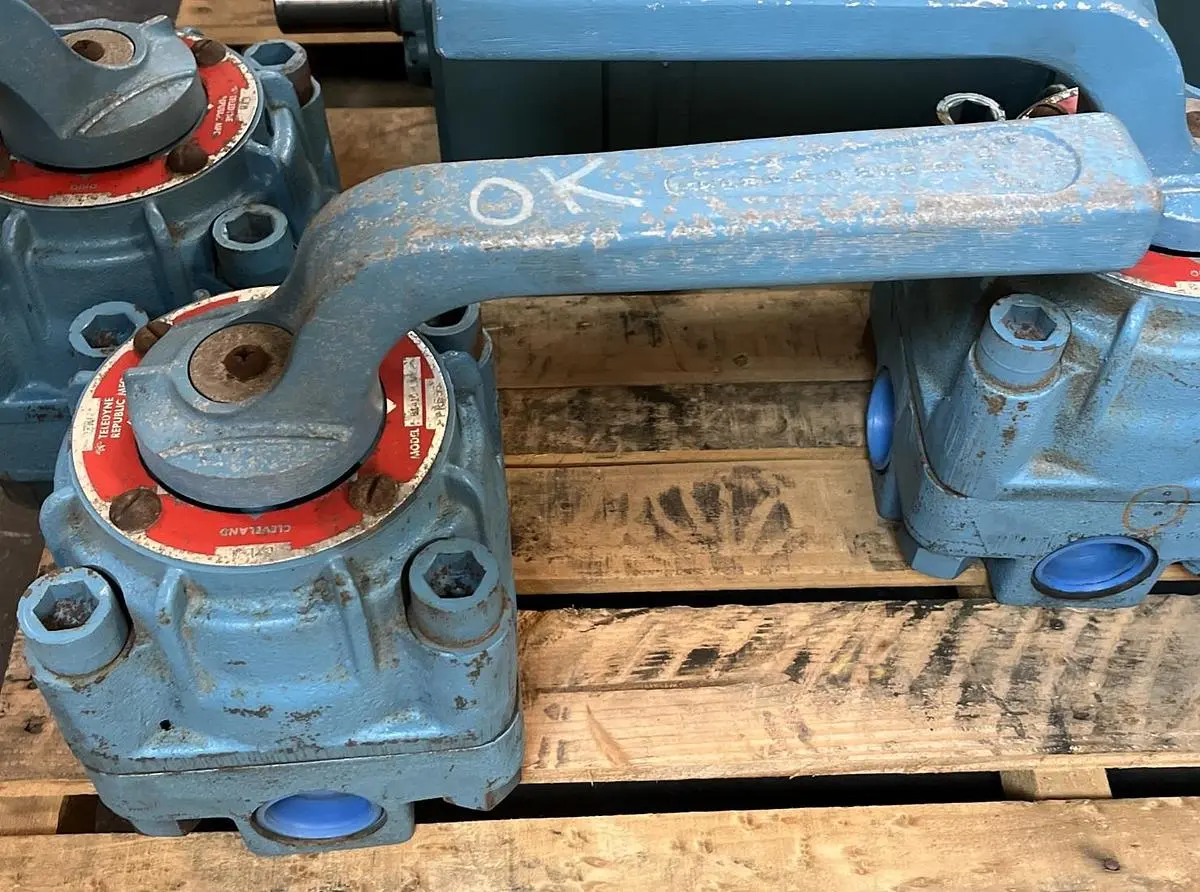 USED TELEDYNE REPUBLIC 8141C-1-1/2HS2