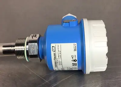 ENDRESS+HAUSER LIQUIPHANT M FTL51-AGR2BB4G4A LEVEL DETECTOR 1407mm long Loc.4A