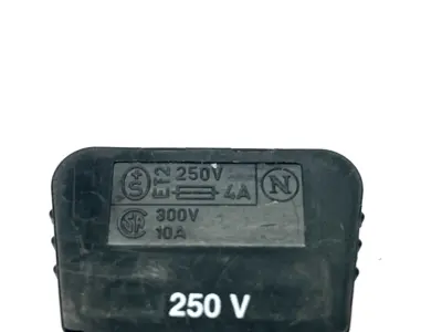 ST-SI-UK 4 | Phoenix Contact  Fuse Plug 250V LOT OF 2 - Used