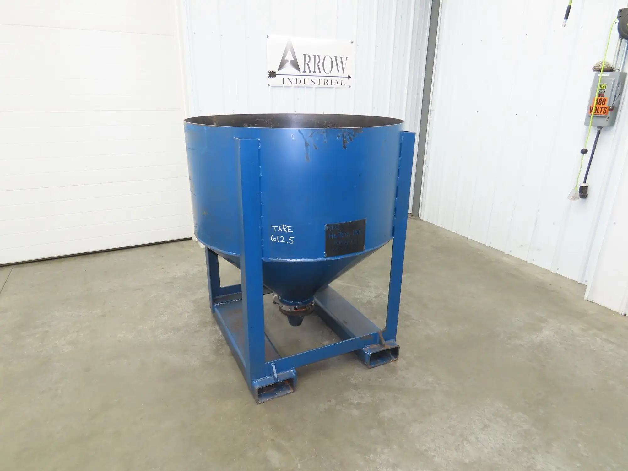 Hutco 43" Portable Steel Bulk Material Bin Gravity Hopper 28 Cu-Ft Fork Pockets