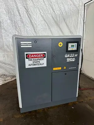 30 HP ATLAS-COPCO GA22 FF ROTARY SCREW AIR COMPRESSOR