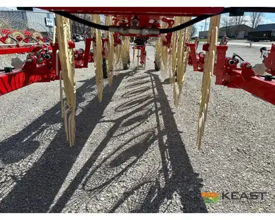 Used FARM KING TVR14 - 14 WHEEL Hay Rakes Iowa US | Keast Enterprises #1360467