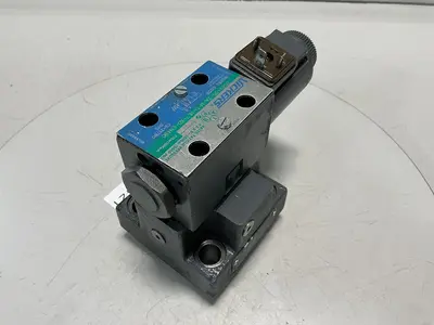 USED VICKERS DG4V-3S-2A-M-U-HL7-60-EN490