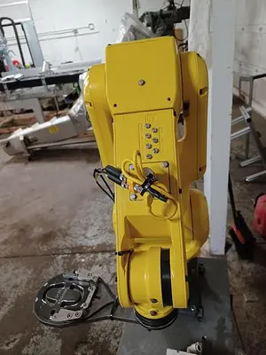 USED 2013 FANUC LR 200ID