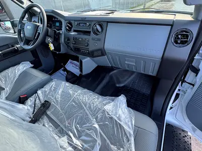 Used 2025 FORD F-750 Cab Chassis trucks Florida US | Truck and Van Outlet #1509240