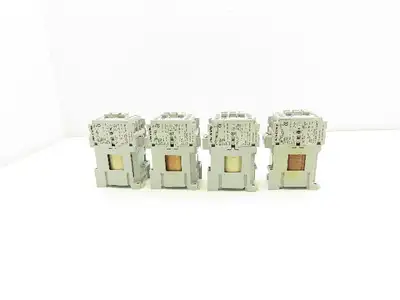 Allen Bradley 100-C09D*01 IEC Contactor 9A 3-Pole 600V 24VDC Coil  Lot of 4