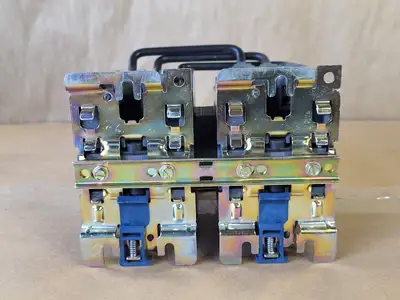 NEW TELEMECANIQUE LC2D40