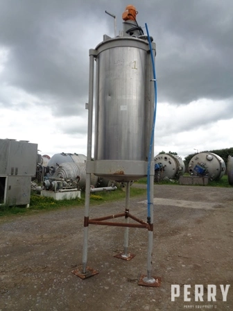 _UNKNOWN_ 1,700 Litre Tanks SS Europe 0-4,999 Litres | Perry Equipment