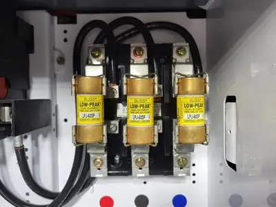 USED SQUARE D MODEL 6