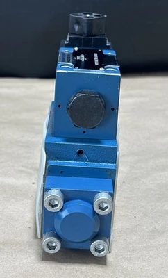 NEW Rexroth RR006808
