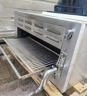 Wolfe Salamander Broiler