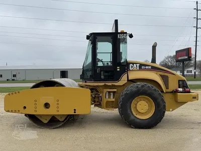USED 2006 CATERPILLAR CS-683E