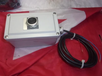 USED Allen-Bradley 800T-A & Enclosure