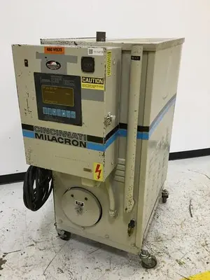 USED CINCINNATI MILACRON DD-100