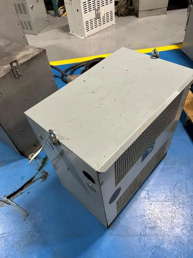 Marcus 55 kVA, 600-H, 208/12- L Transformer