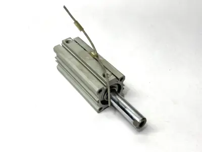 USED SMC PNEUMATIC CYLINDER 32MM BORE 75MM STROKE