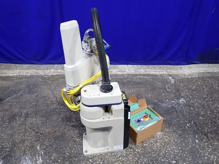 Used OMRON ADEPT ECOBRA 600 Robots Ohio US | HGR 24 #729736