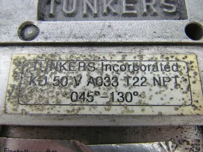 Tunkers KU 50 V A033 T22 NPT Pneumatic Power Clamp 045-130 degree