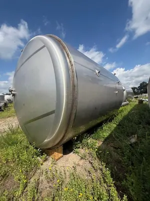 Used 2010 MUELLER 8,300 GALLON Stainless Steel Tanks New Jersey US | Perry Equipment #871222