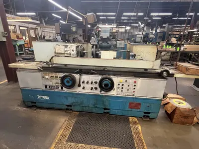 USED 1987 TOYODA GUP-32 X 100 II