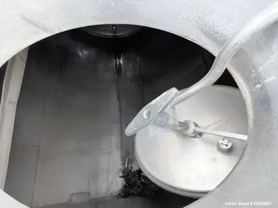 Used Crepaco 3500-Gallon Stainless Steel Tank – Vertical for Sale