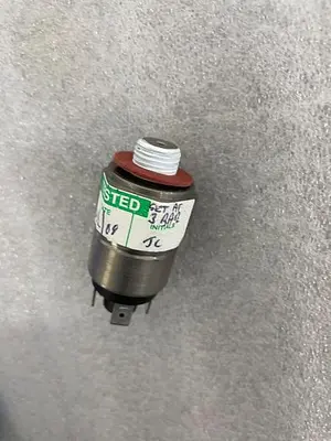 EDWARDS Y04210450 PRESS SWITCH SET TO 3BAR