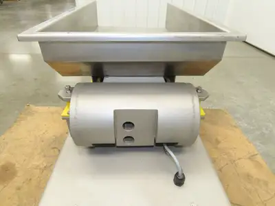 PPM WF450 Wright Linear Vibratory Conveyor Feeder 17.5" W 32.5" Long Stainless