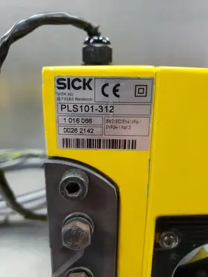 Sick PLS101-312 Safety Scanner Unit, 24VDC. 5C-26