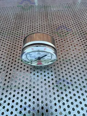 USED ANDERSON PHARMACEUTICAL SERIES PRESSURE GAUGE 0-1000 PSI W/ 2" FITTING