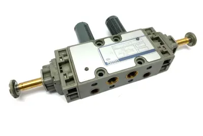 Used Bosch 0820015803 Solenoid Valves Michigan US | Maverick Industrial Sales #1400625