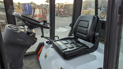 USED 1995 KUBOTA R520