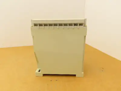 Knick 7206-A1 DC Isolation Amplifier 110VAC to 10VDC