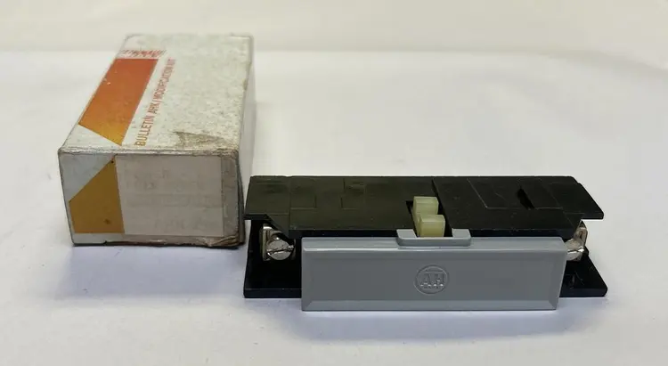 New | in-Stock ARROW HART AHK-350 Misc Electrical & Power Parts | Surplus Asset Holdings #1216517