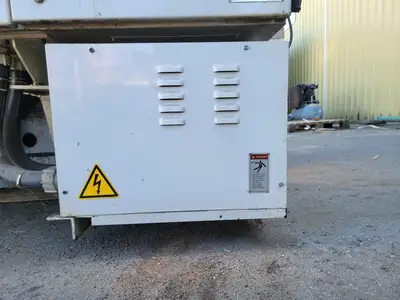USED 1995 MAZAK VTC-16B