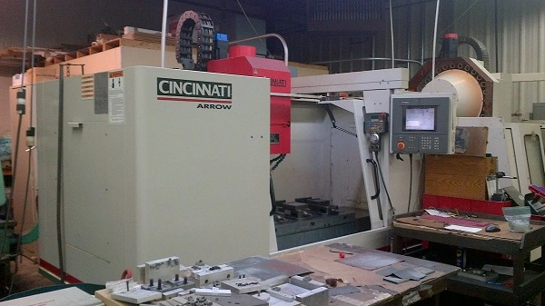 Used 1999 CINCINNATI MILACRON Vertical Machining Centers | Two Spade Machinery LLC #507770