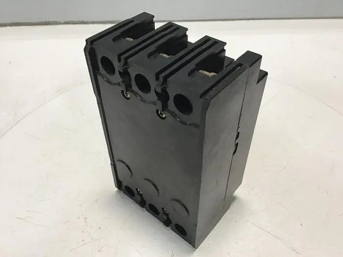 Used TOSHIBA S30B-3P-15A Circuit Breakers Michigan US | Ideal Machinery #708933