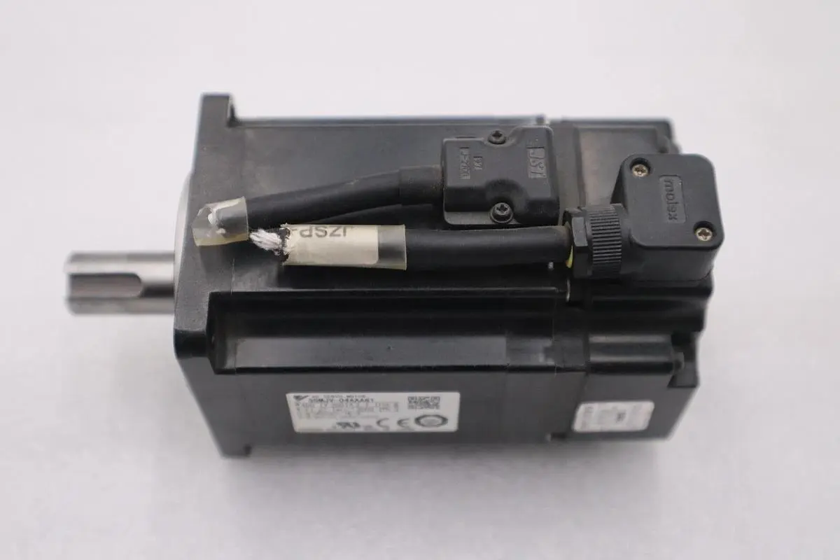 YASKAWA SGMJV-04AAA61/ SGMJV04AAA61 SERVO MOTOR STOCK K-2913-A