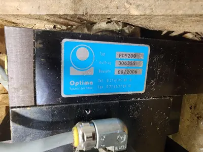 Muller Weingarten Optima Spanntechnik PDV200 / 1000 Ton Muller Bolster Clamp